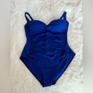 La Blanca one piece swimsuit